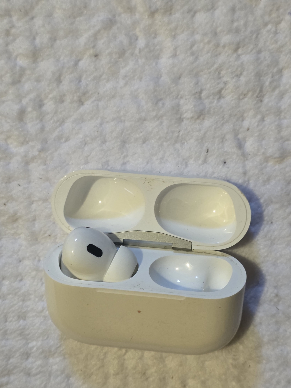 Wireless True Earbud with Charging Case Left Side Only— White